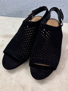 Franco Sarto Black Perforated Slingback Peep-Toe Sandals Leather SZ 8.5 W